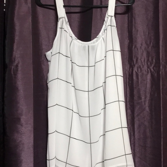 Sheer white grid blouse - Picture 4 of 4